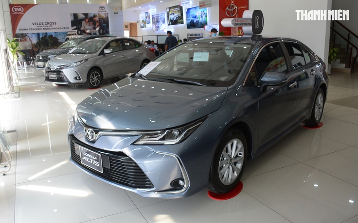 Sedan hạng C dưới 900 triệu: Người Việt chuộng Mazda3, Toyota Corolla Altis 'ế' nhất