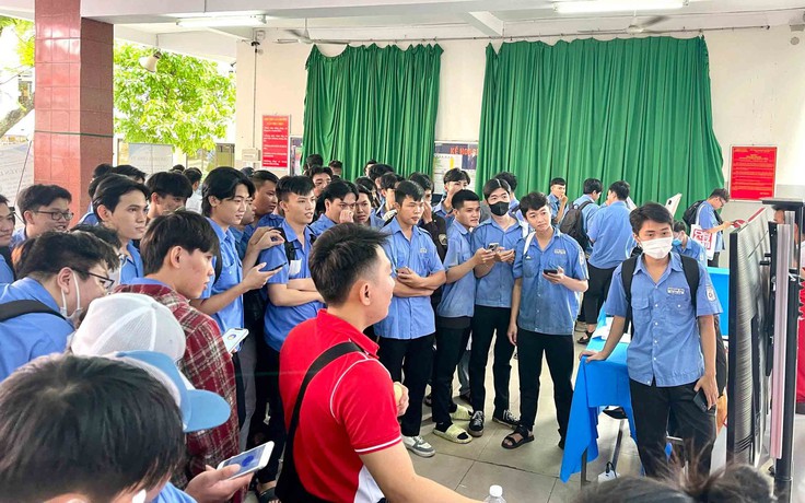 Dự báo nhu cầu rất lớn về việc làm tại TP.HCM năm 2026