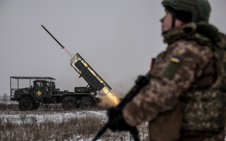 Chiến sự Ukraine ngày 1.461: Ukraine giành lại 400 km vuông, tấn công đất Nga dồn dập?