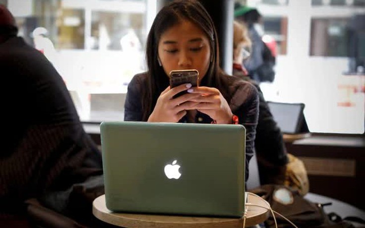 Hiệu quả chương trình thay thế sách giáo khoa bằng laptop của Mỹ ra sao?