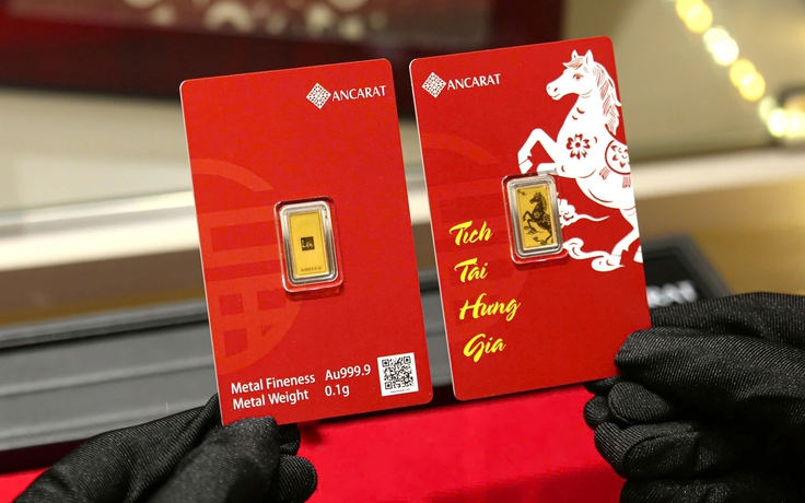Vàng mini đắt khách, 'cháy hàng' ngay sau 15 phút mở bán