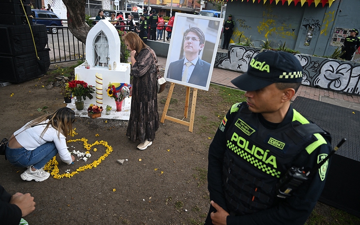 Bầu cử trước nòng súng ở Colombia