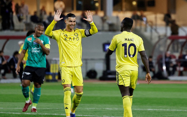 World Cup có Messi và Ronaldo, liệu Neymar phải ở nhà?