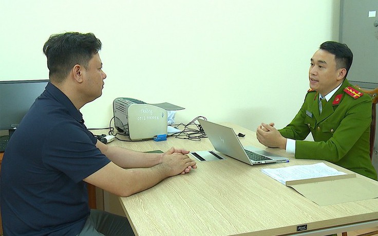 Khởi tố tài xế 'khóa đầu, khóa đuôi' xe người khác ở Hà Tĩnh