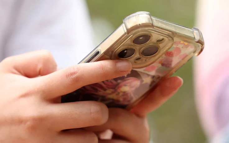 Giá smartphone tăng mạnh, ốp lưng đang trở thành phụ kiện cấp thiết