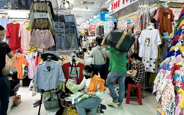 Chủ hộ kinh doanh đồng thời đi làm công ty, đóng bảo hiểm xã hội theo diện nào?