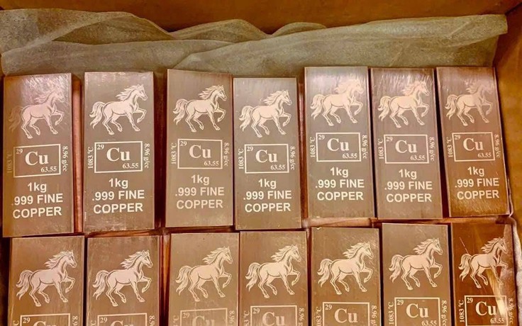 Mua đồng tích trữ rất rủi ro