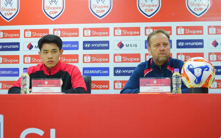 HLV Polking bất ngờ phủ nhận một điều, Đình Bắc nói rất hay ‘nếu CLB CAHN cho tôi ra sân…’