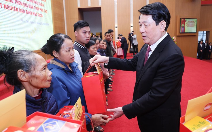 Đảm bảo mọi người, mọi nhà được vui xuân, đón tết