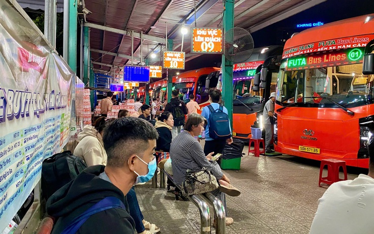 Tàu xe tết 2026 tăng giá vé: Hành khách lưu ý gì?