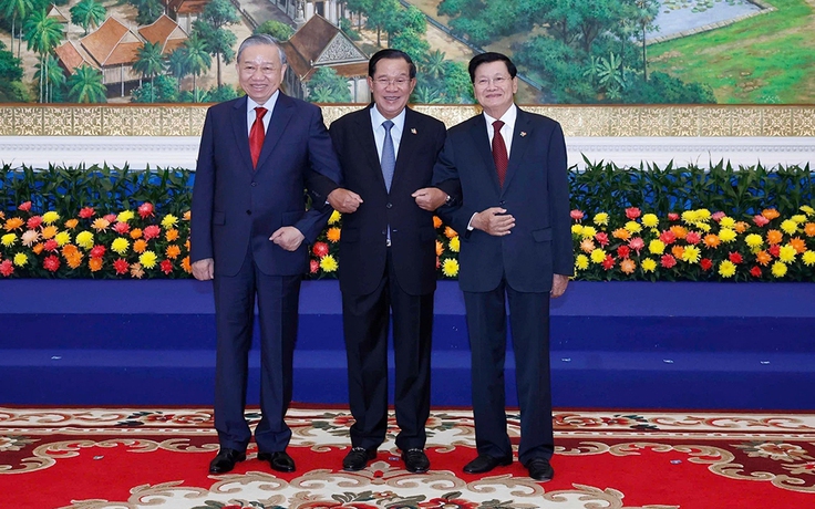 Việt Nam coi trọng quan hệ truyền thống đặc biệt với Lào và Campuchia