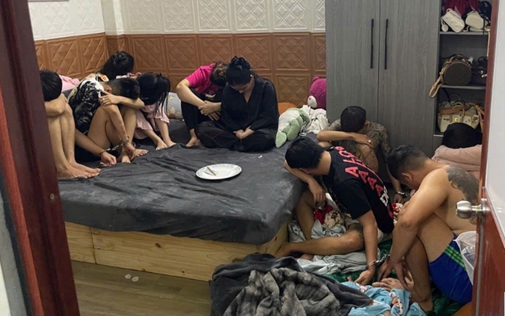 Cần Thơ: Bắt quả tang 10 nam, nữ sử dụng ma túy trong phòng ngủ