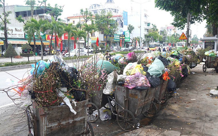 Khốn khổ sống cạnh bãi rác Đông Nam