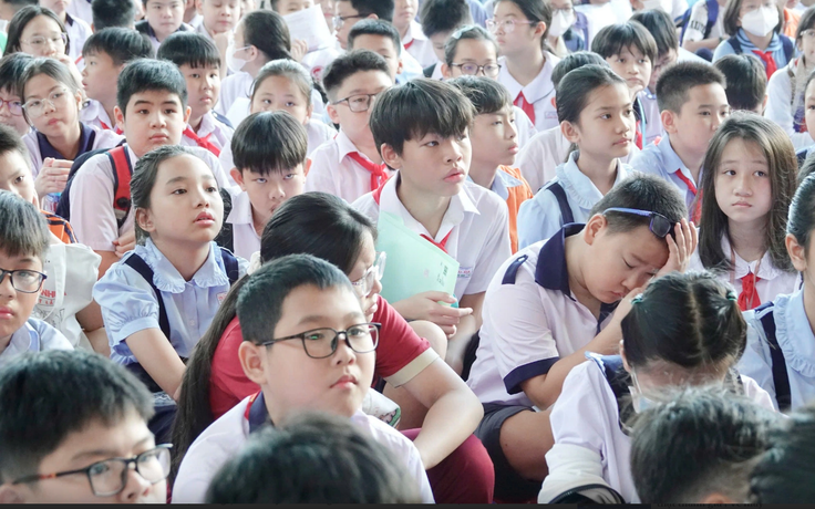 Tuyển sinh đầu cấp TP.HCM: Điểm mới về đăng ký trực tuyến, tiếng Anh tích hợp