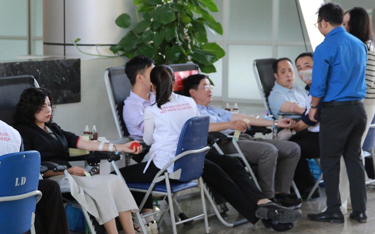 Từ dự báo thời tiết đến sẻ chia sự sống bằng những giọt máu hồng