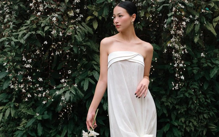 Váy dài thướt tha mang đến vẻ đẹp lãng mạn cho phong cách đầu hè