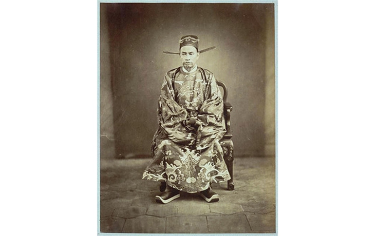 Triều vua Kiến Phúc kháng Pháp