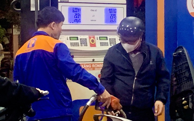 4 lần chi mạnh Quỹ Bình ổn để chặn đà tăng giá xăng dầu