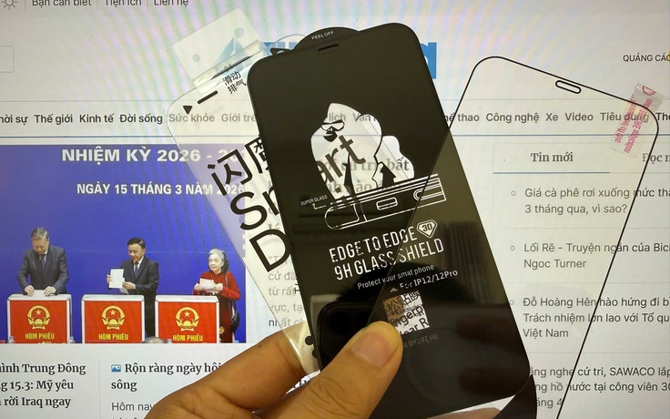 Nhiều người đang lãng phí tiền vì miếng dán màn hình đắt đỏ?