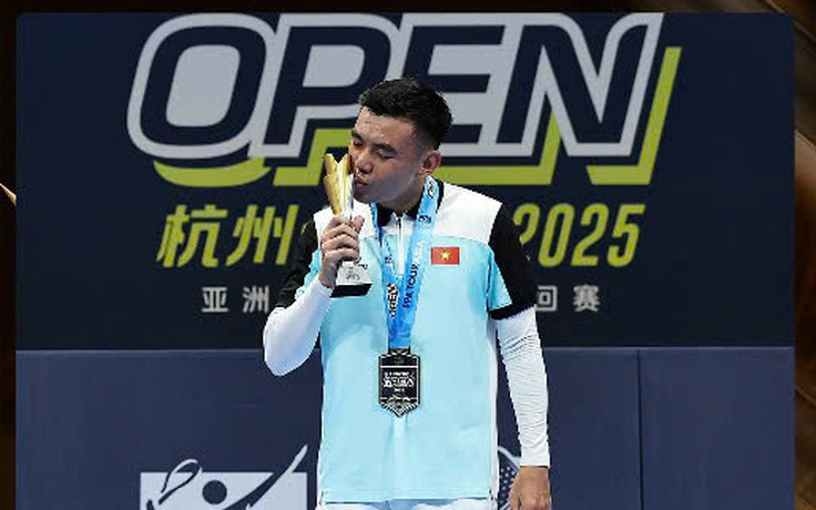 Pickleball: Lý Hoàng Nam cạnh tranh hấp dẫn với Triệu 'cầu lông'