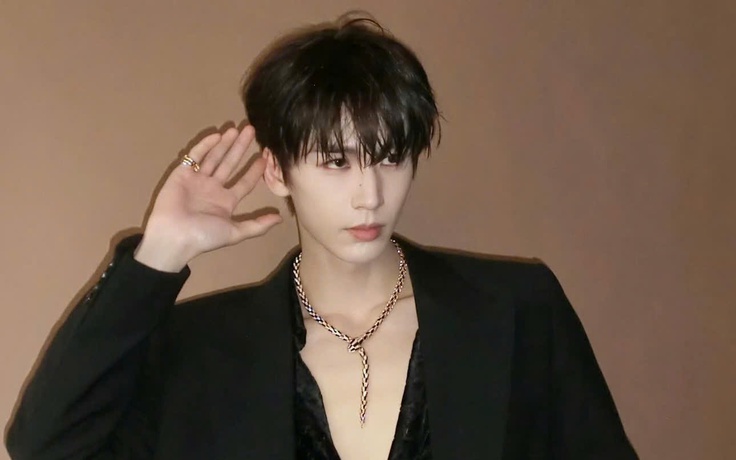 Mỹ nam phim cổ trang Trương Lăng Hách từng nặng gần 100 kg thời còn đi học