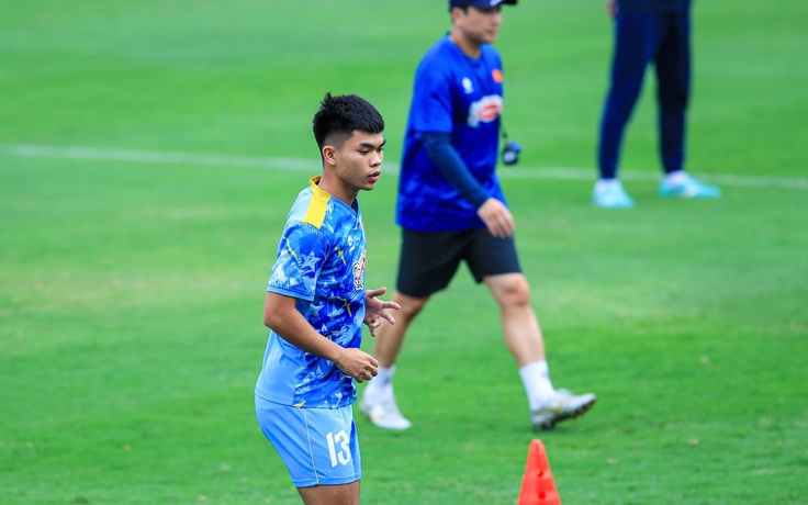 Lê Phát trật khớp vai, lỡ hẹn U.23 Việt Nam đấu giải giao hữu quan trọng tại Trung Quốc