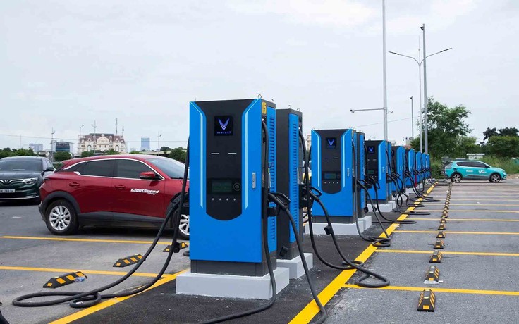 99 'siêu trạm sạc' chỉ 15 phút cho xe điện VinFast trên toàn quốc