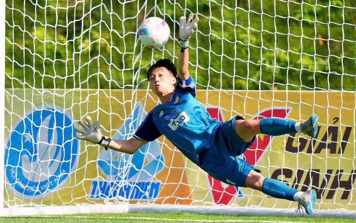 Từ kép phụ đến người hùng của HUTECH