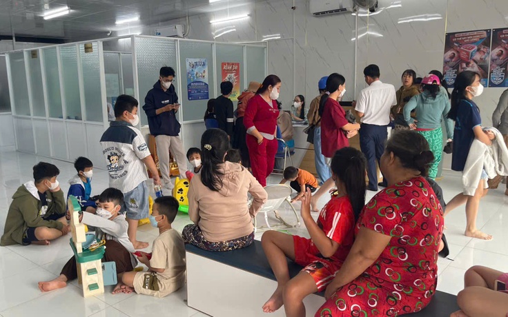 Phú Quốc: Cơ sở tiêm chủng quá tải sau ca tử vong nghi viêm não mô cầu