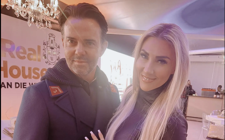 Ăn cắp ở siêu thị, hai vợ chồng sao truyền hình bị bắt