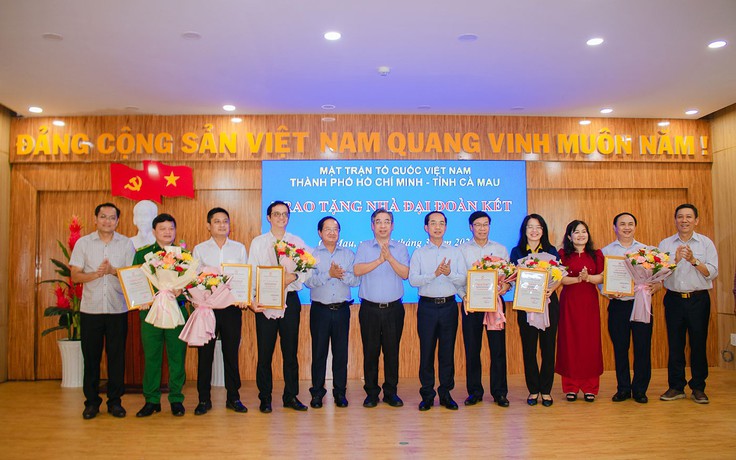 Saigontourist Group trao tặng phí xây dựng 2 căn nhà Đại đoàn kết tại tỉnh Cà Mau