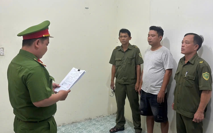 Công an TP.HCM bắt khẩn cấp hành khách hành hung tài xế taxi