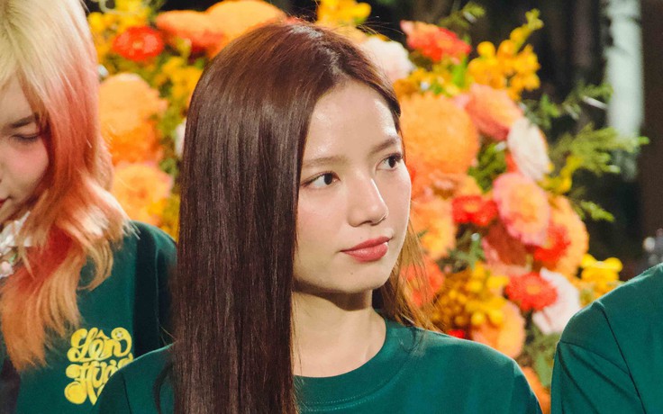 Lê Hạ Anh đóng 'Lên hương' sau phim trăm tỉ