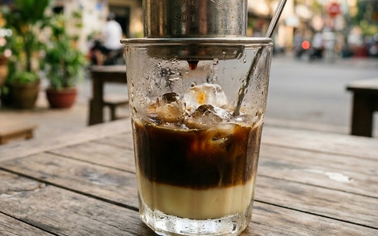 Uống cà phê sữa đặc nhiều cữ trong ngày: Lưu ý với gan và mỡ bụng