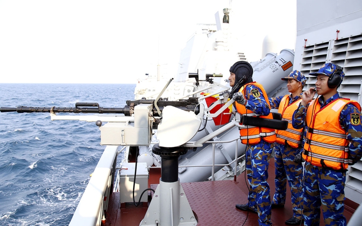 28 giờ Hải quân Việt Nam - Trung Quốc tuần tra, huấn luyện trên vịnh Bắc bộ