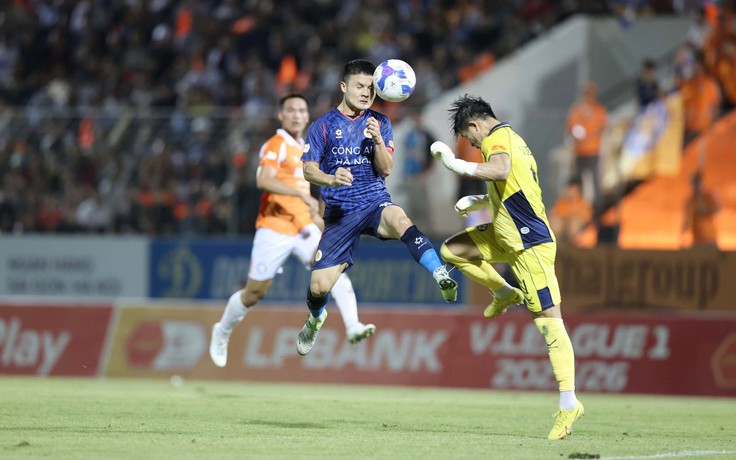 Nguyễn Filip 'xuất thần', CLB CAHN thắng hú vía Đà Nẵng: Ngôi đầu vững như bàn thạch còn HAGL ở đâu?