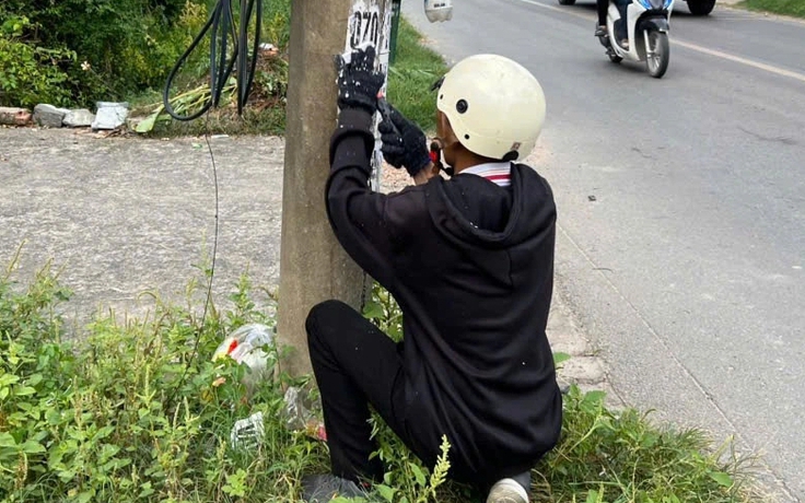 TP.HCM: Xử lý 5 thanh niên, buộc gỡ bỏ quảng cáo 'tín dụng đen'