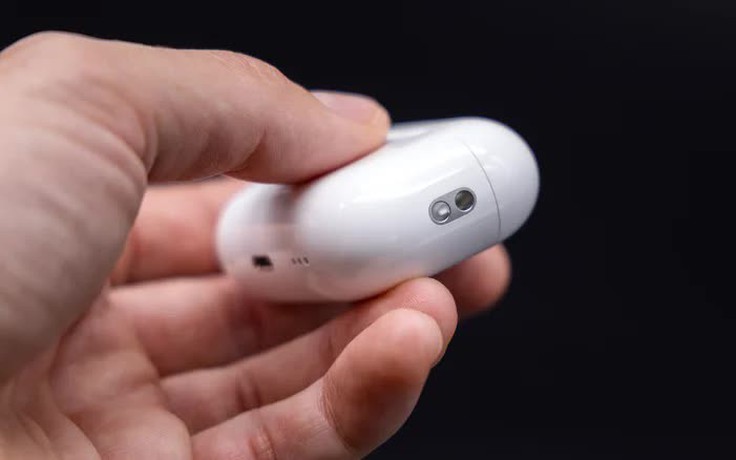 Khám phá thiết kế tinh tế trên hộp sạc AirPods Pro