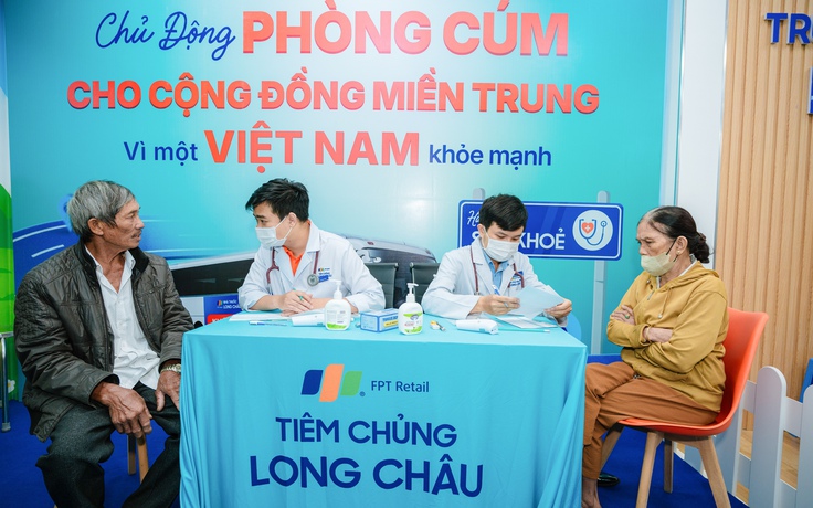 Long Châu và Abbott đưa 2.000 liều vắc xin cúm miễn phí đến người dân miền Trung