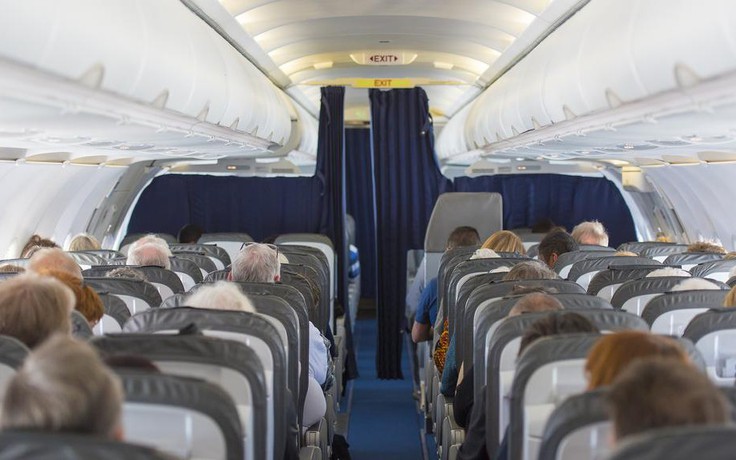 'Sốc' với cách giữ thi thể hành khách tử vong trên chuyến bay