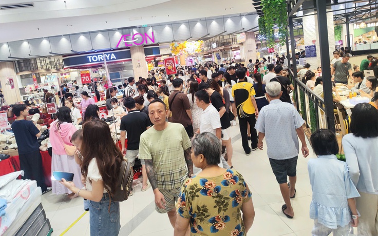 Ngày thời tiết oi ả, những địa điểm 'trốn nóng' này chật kín người