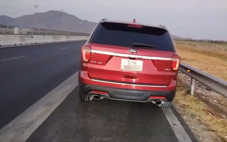 Dừng xe ngủ trên cao tốc, tài xế và chủ xe bị phạt 77 triệu đồng