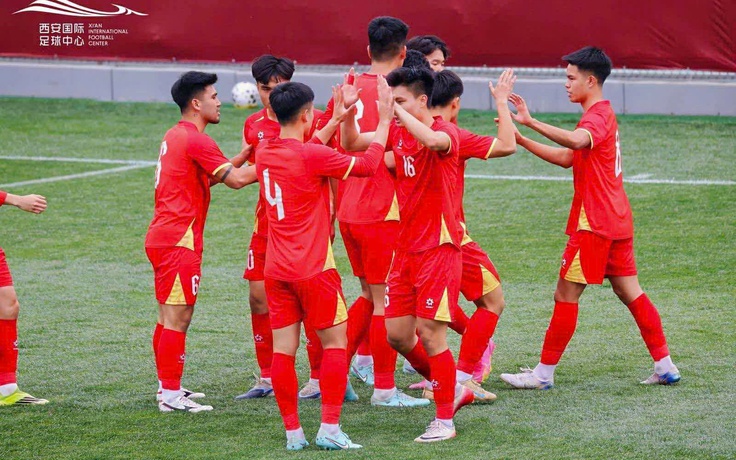 HLV Đinh Hồng Vinh khen những nhân tố nổi bật của U.23 Việt Nam, sẽ thắng Thái Lan?