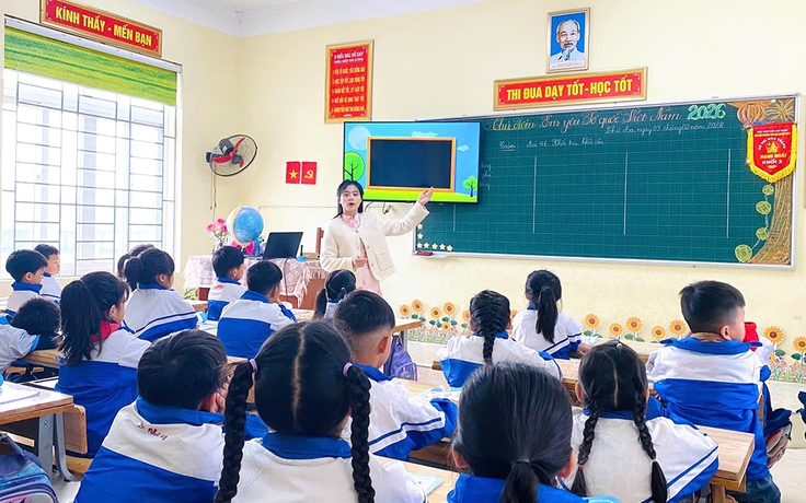 Từ giảng đường đến nghị trường