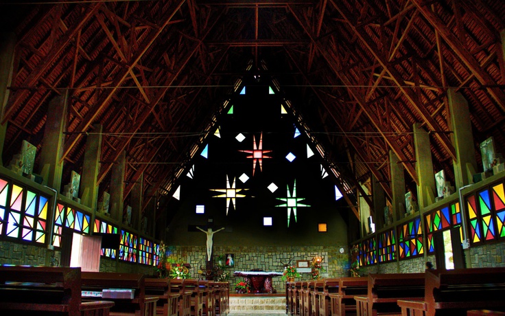 Nhà thờ Cam Ly - Khi Chúa và Yàng cùng chung một mái nhà