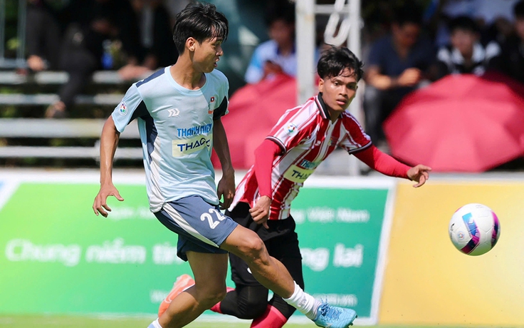 Ước mơ thành sự thật với tuyển thủ U.23 Lào