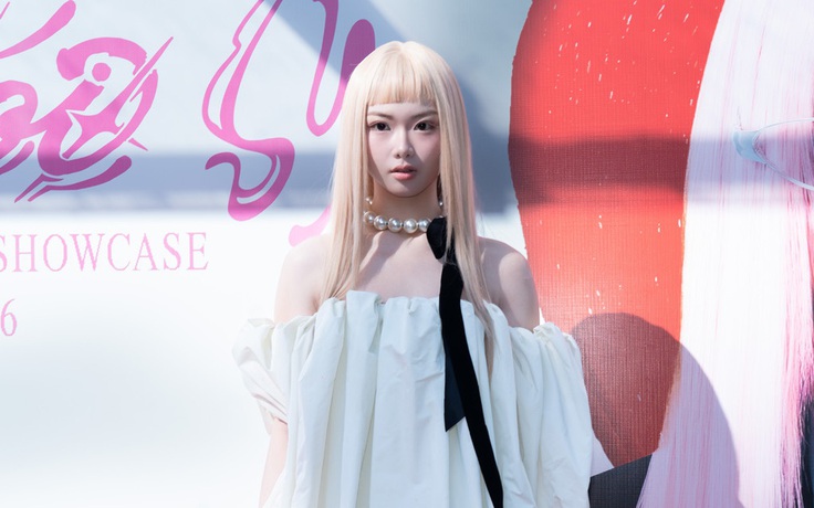 Nhan sắc tuổi 20 của 'Em xinh' trẻ nhất