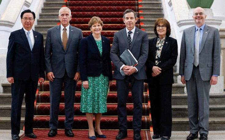 Nhóm nghị sĩ Mỹ giục Đài Loan phê chuẩn ngân sách phòng vệ 40 tỉ USD