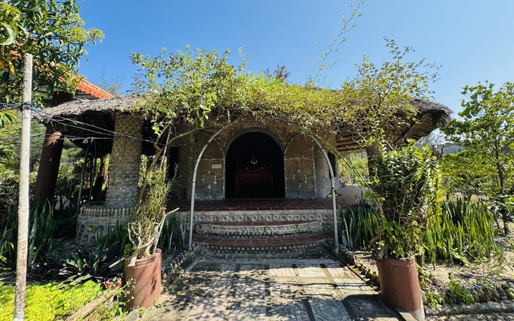 70.000 chai nhựa biến thành ngôi đền độc đáo ở Quảng Ngãi