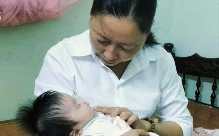 Bé gái sơ sinh bị bỏ rơi kèm thư tay 'Con trót dại, xin nuôi giúp…'